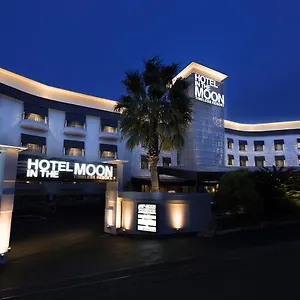 Love hotel In The Moon (adults Only) **
